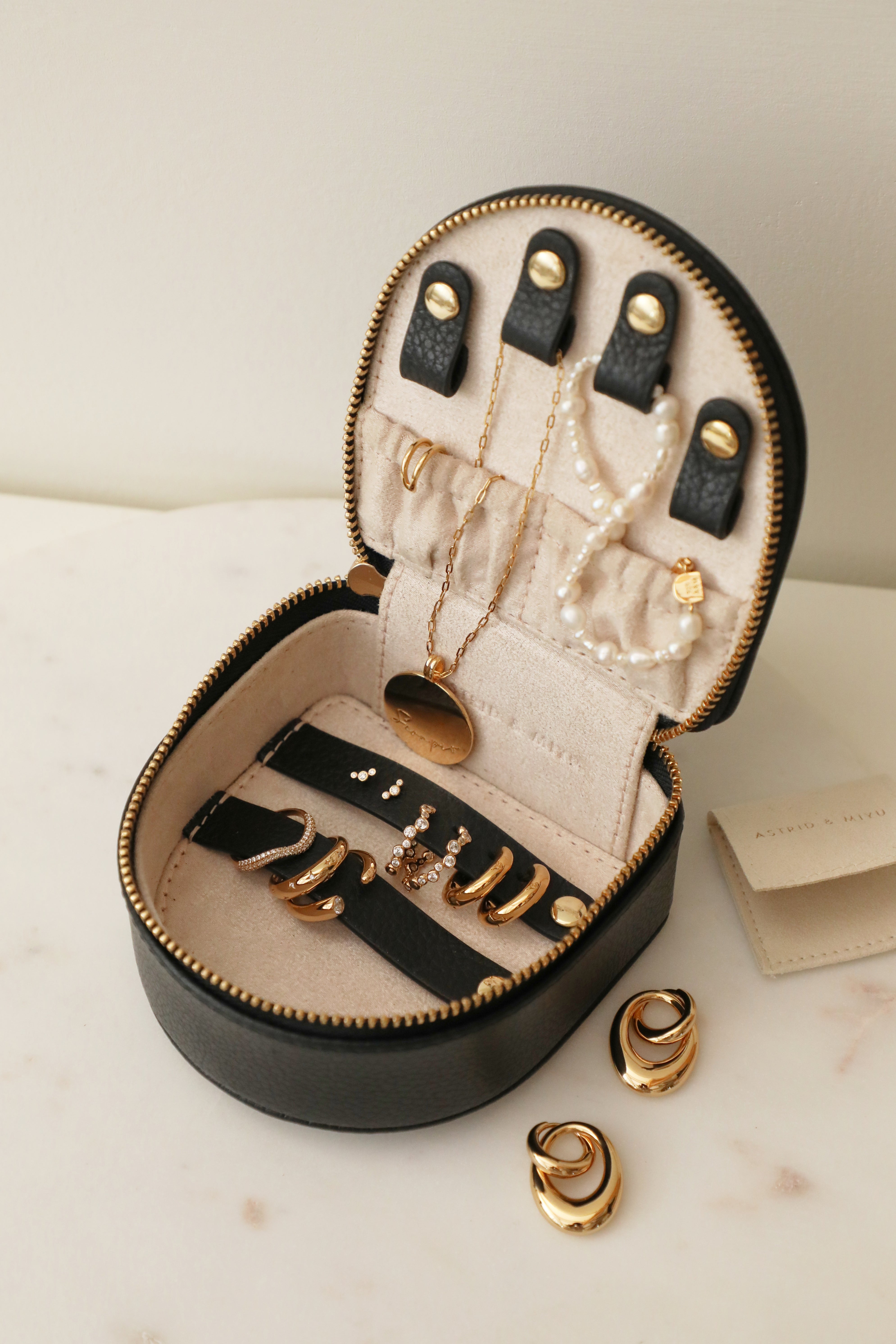 Leather Travel Jewellery Box in Black