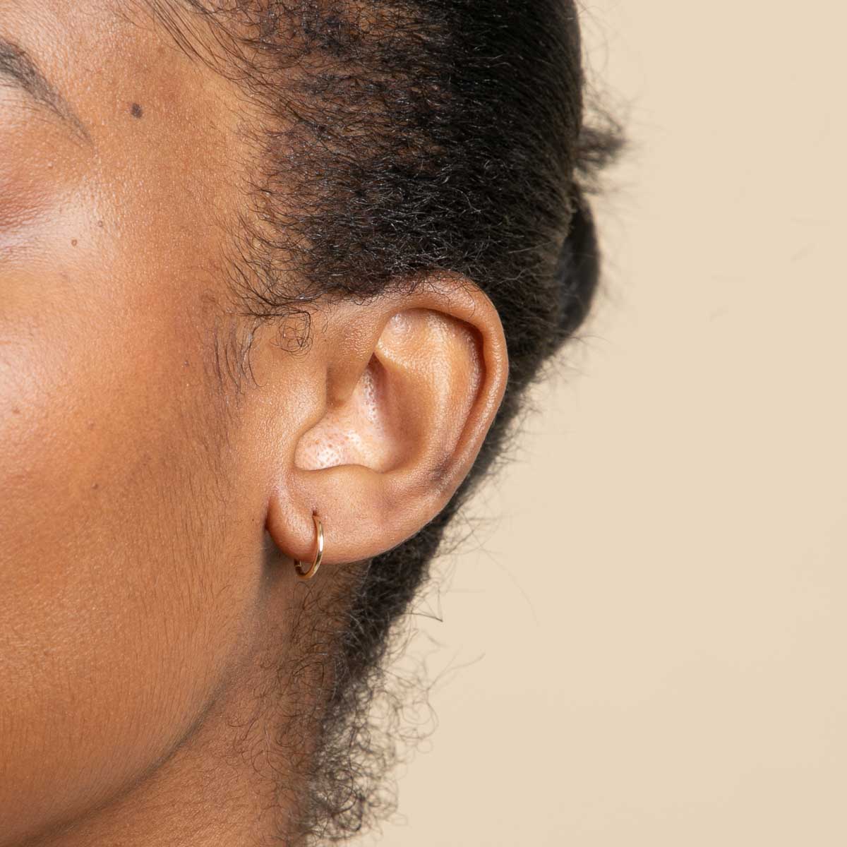 Seamless Hoop 1.2mm in Solid Gold