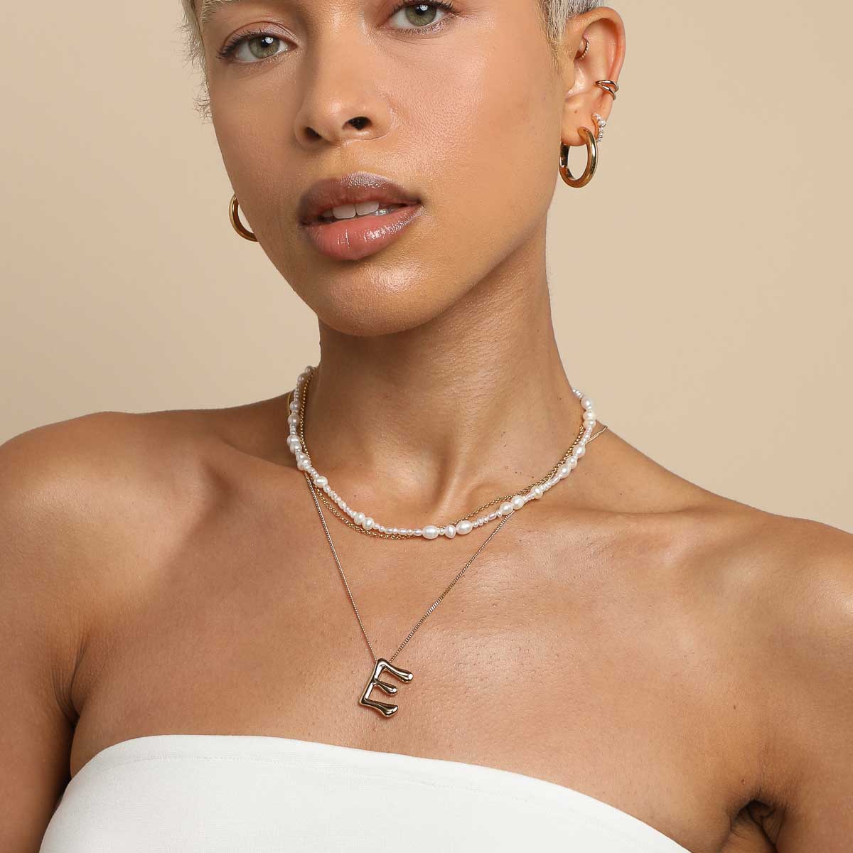 E Initial Bold Pendant Necklace in Gold