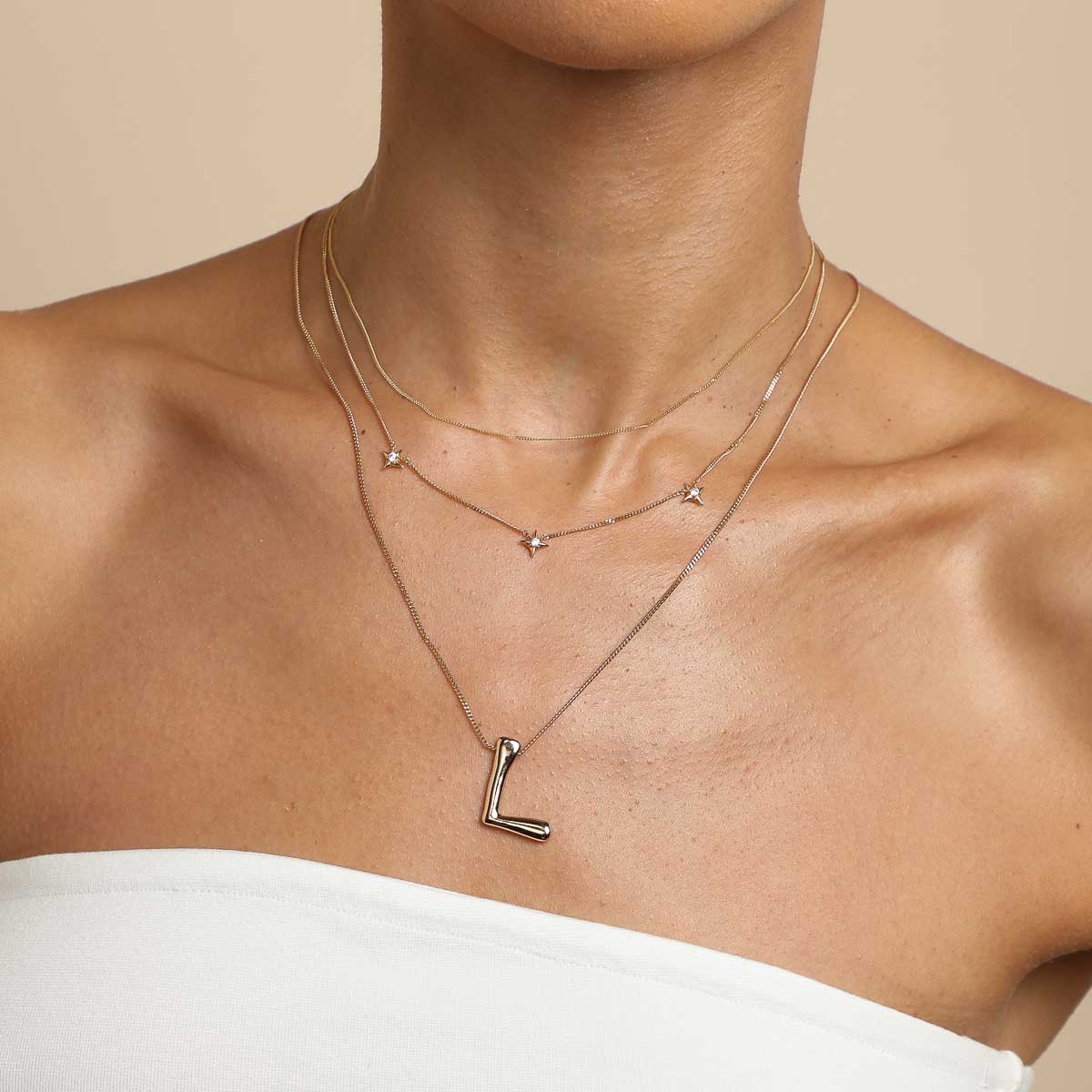L Initial Bold Pendant Necklace in Gold