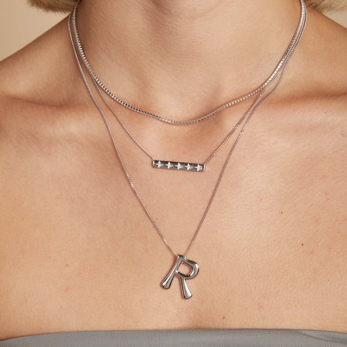 R Initial Bold Pendant Necklace in Silver