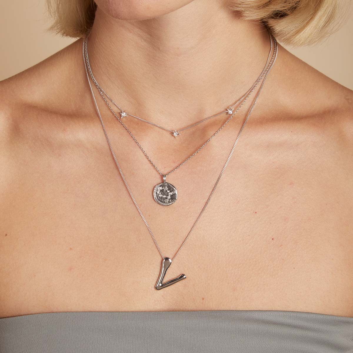 V Initial Bold Pendant Necklace in Silver