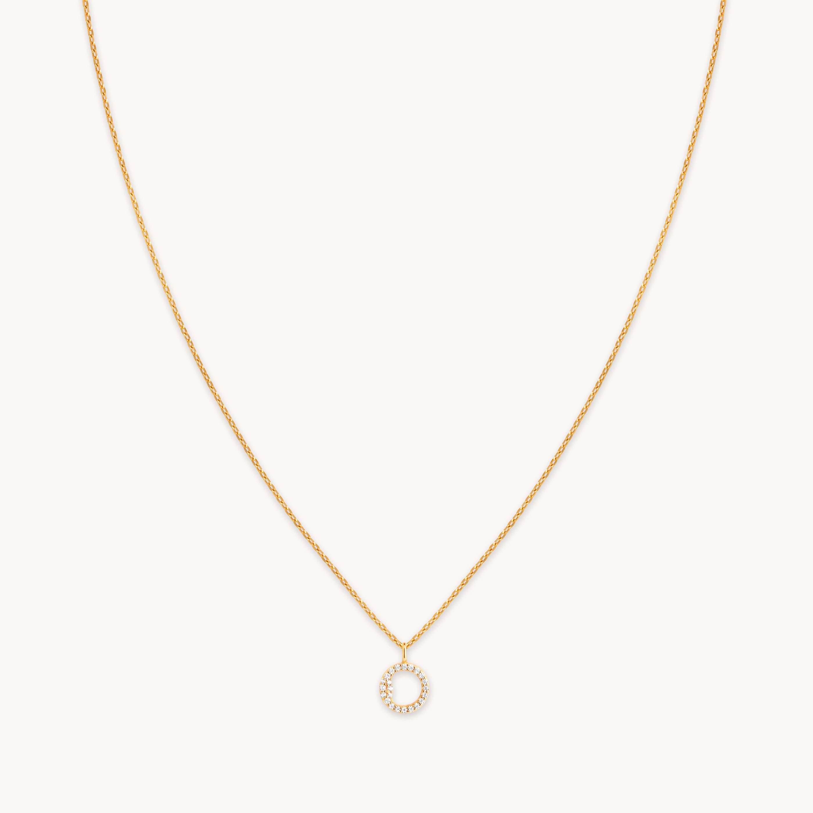 O Initial Pavé Pendant Necklace in Gold
