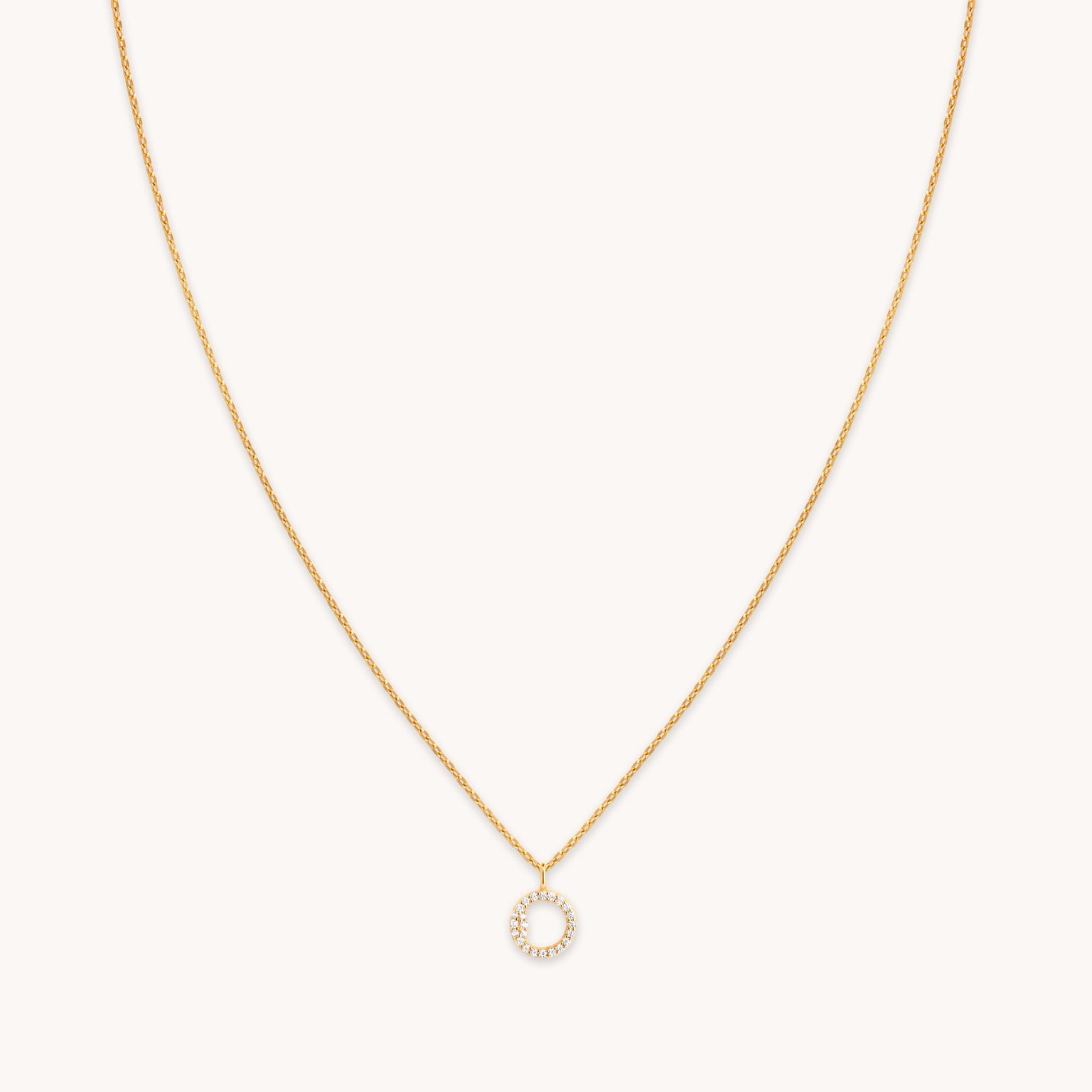 18k Gold Plated Jewellery - O Initial Pavé Pendant Necklace in Gold - Pendant Necklace - Astrid & Miyu