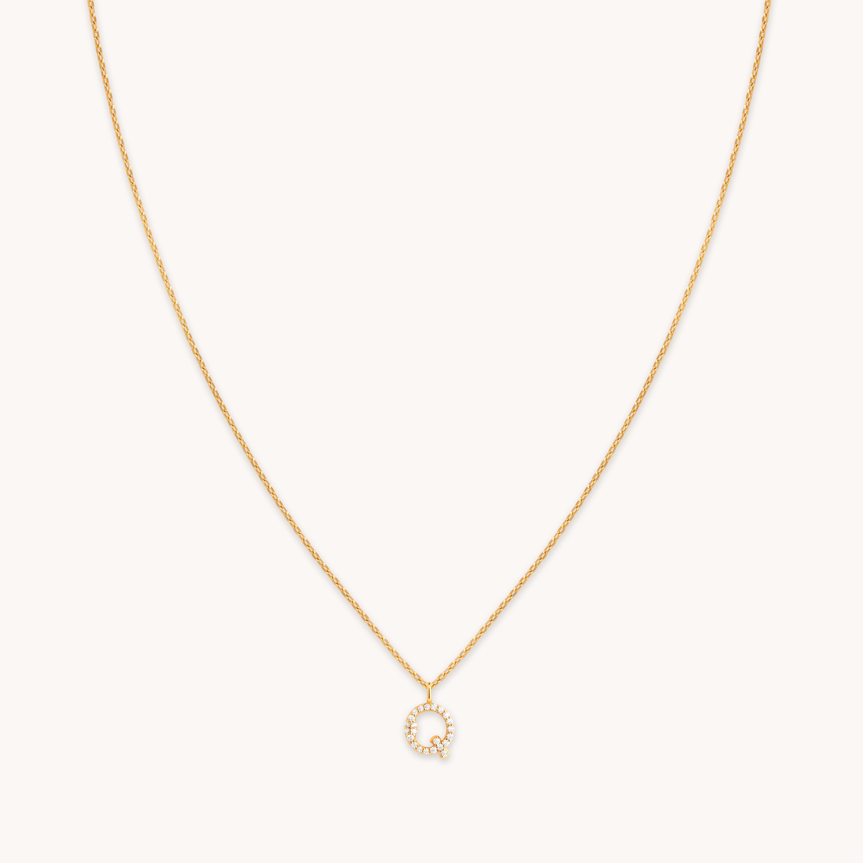 18k Gold Plated Jewellery - Q Initial Pavé Pendant Necklace in Gold - Pendant Necklace - Astrid & Miyu