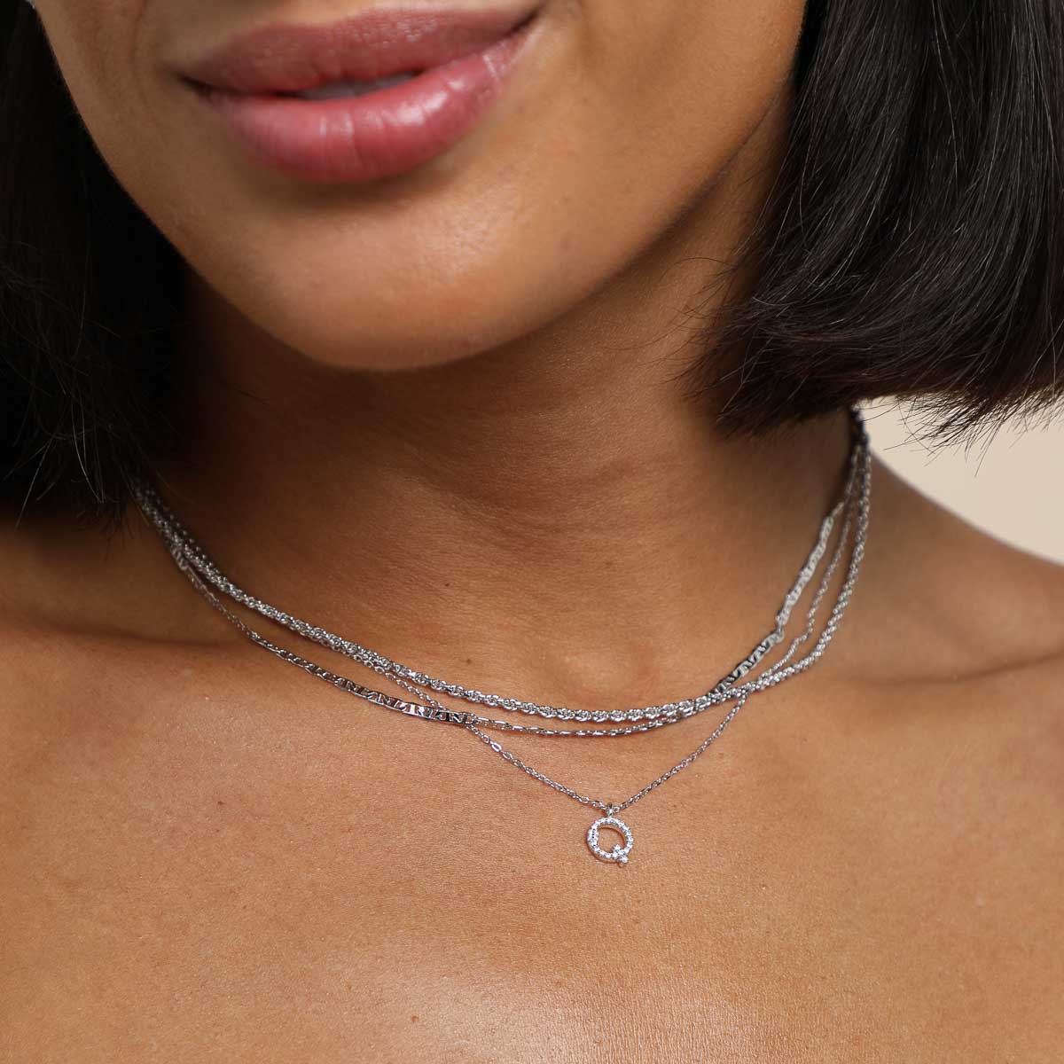 Q Initial Pavé Pendant Necklace in Silver