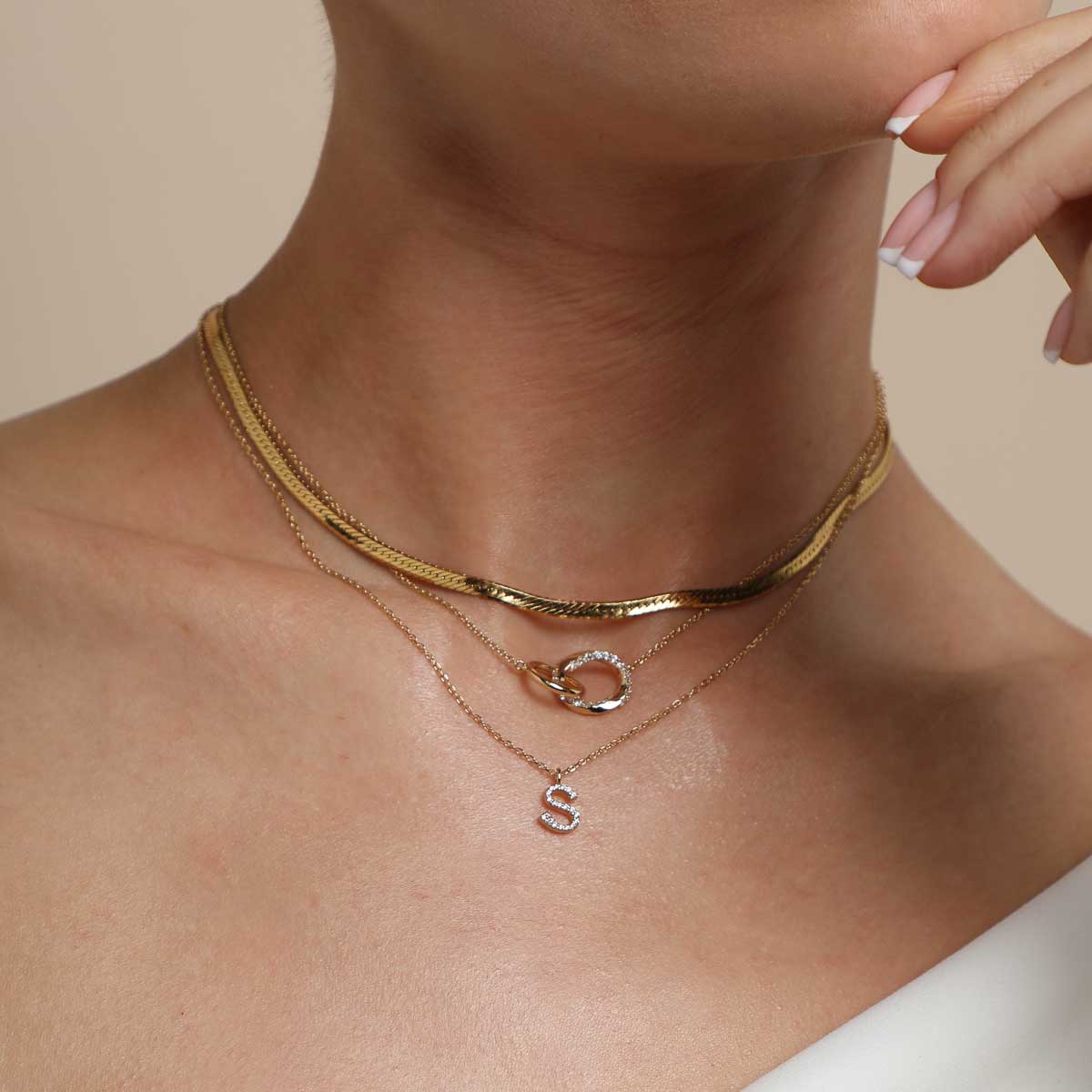 S Initial Pavé Pendant Necklace in Gold