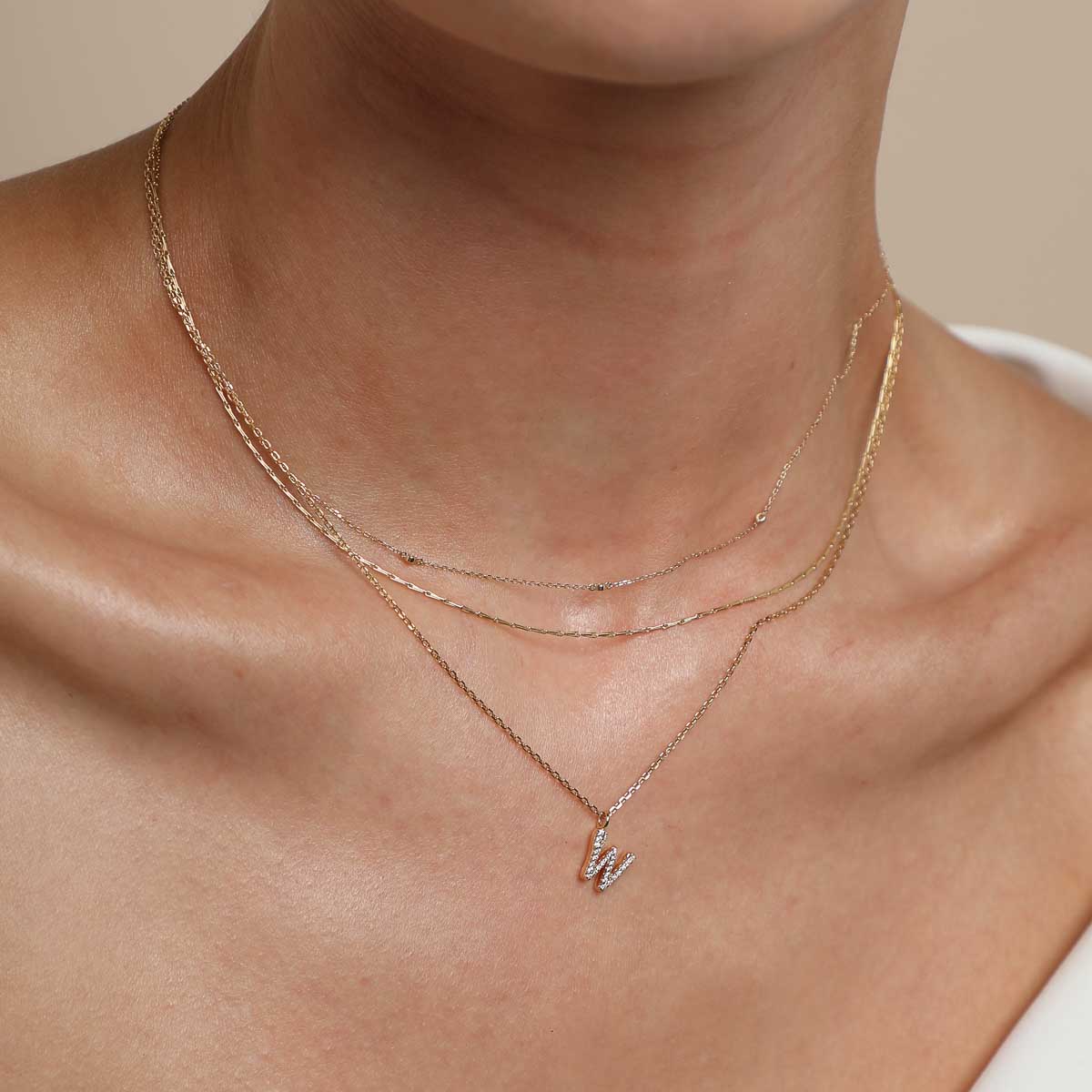 W Initial Pavé Pendant Necklace in Gold