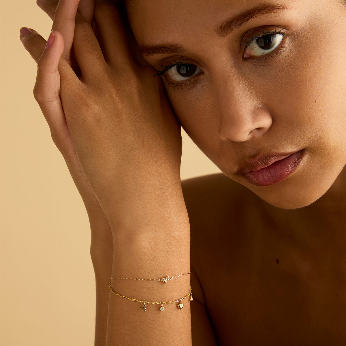 White Topaz Cluster Bracelet in 9k Gold