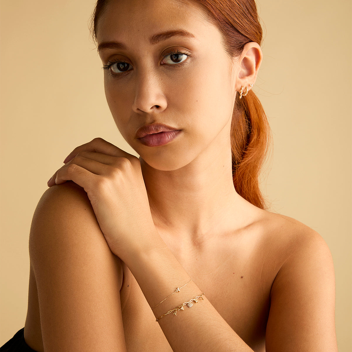 White Topaz Cluster Bracelet in 9k Gold