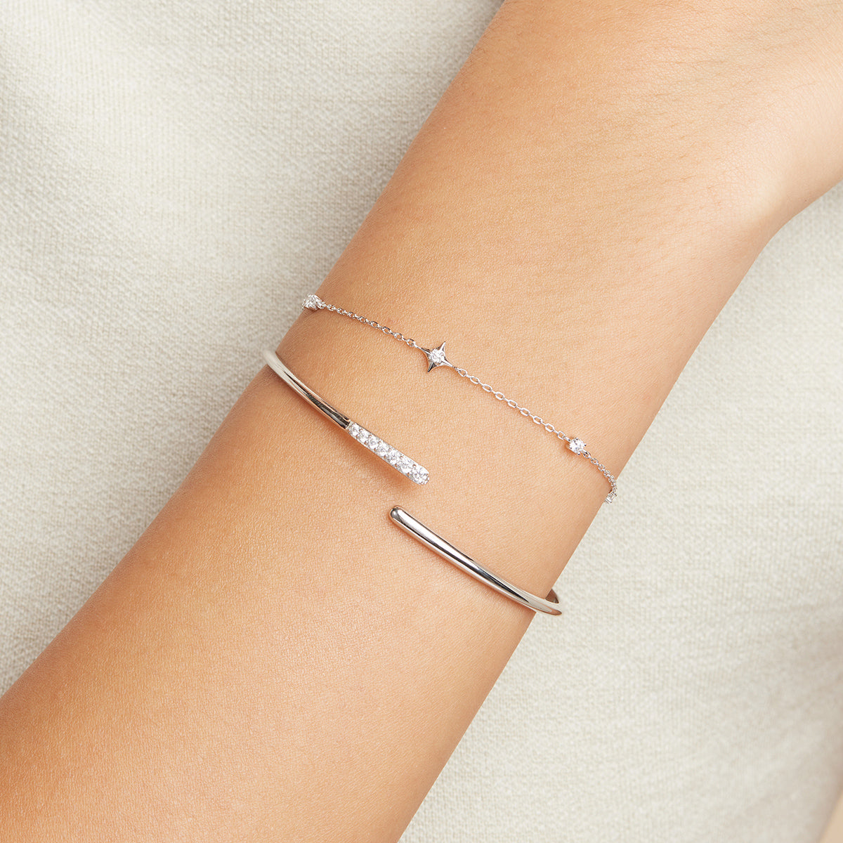 Cosmic Star Charm Bracelet in Silver