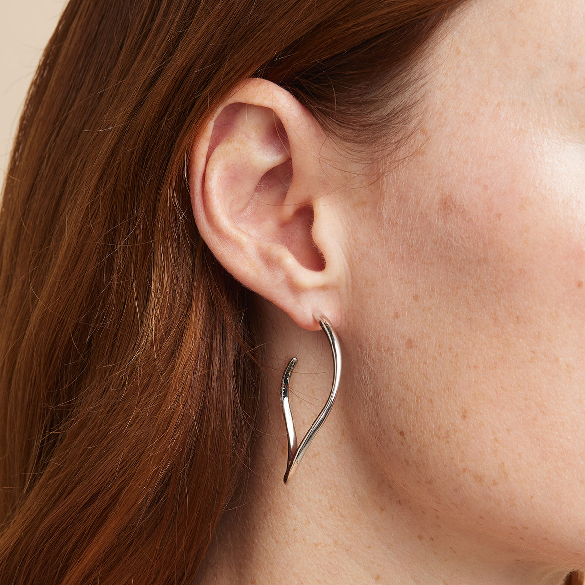 Infinite Hoops in Silver