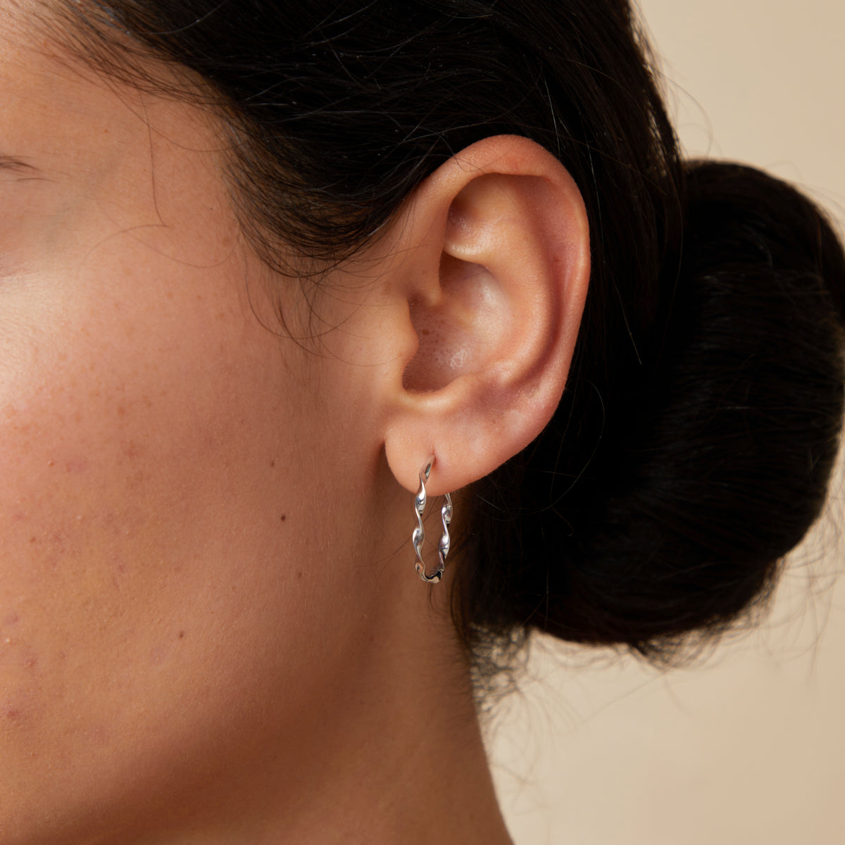 Twist Large Hoops in Solid White Gold