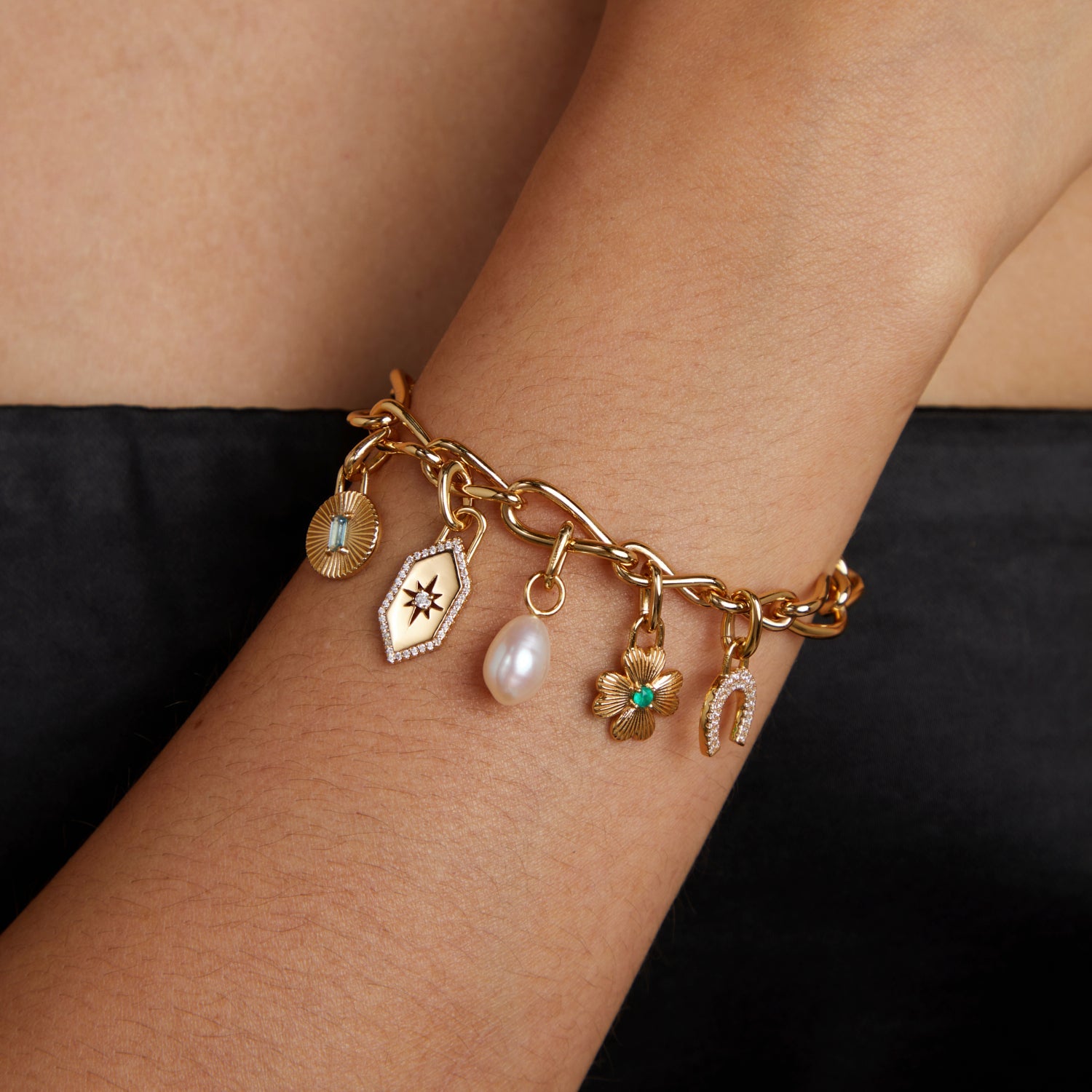 Pearl Clip Charm in Gold