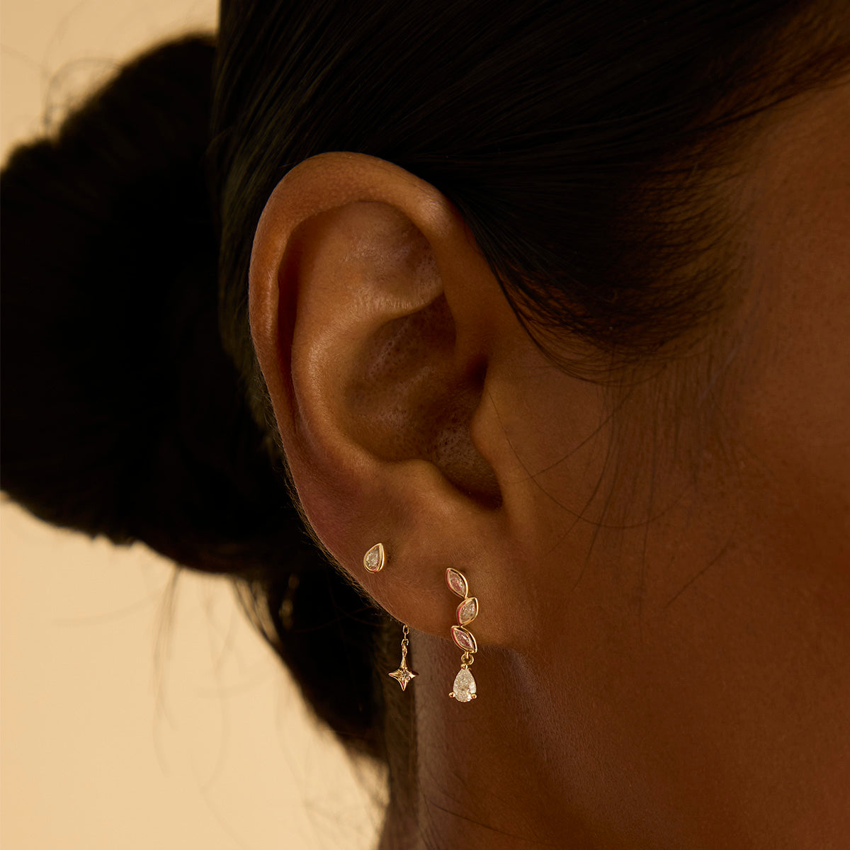 Flat Back Labret Studs - Diamond Bezel Pear Piercing Stud in Solid Gold - Piercing Studs - Astrid & Miyu