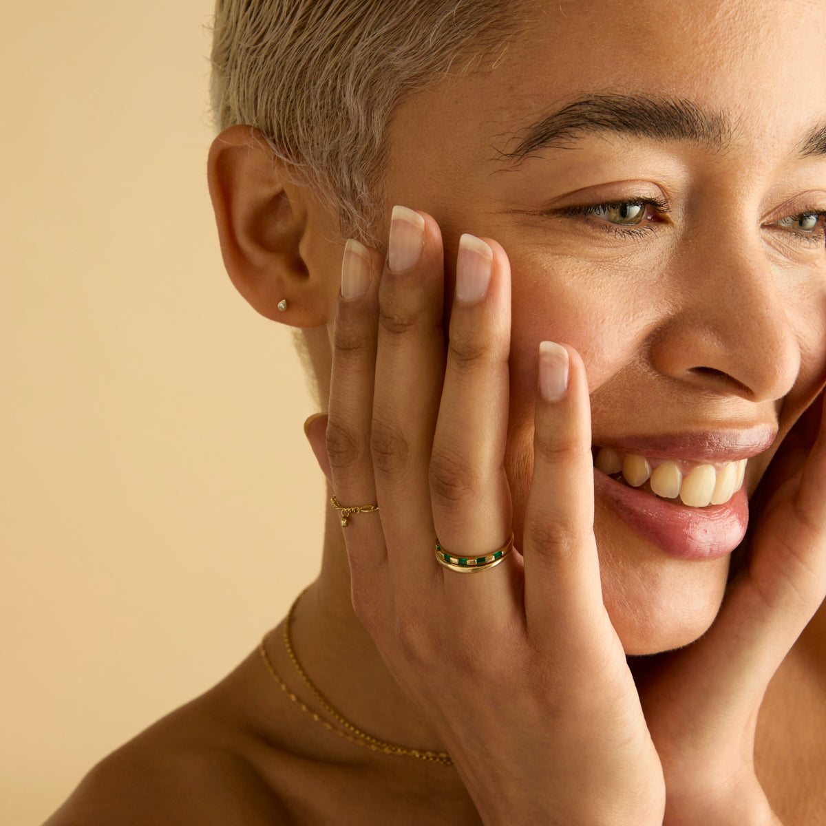 Flat Back Labret Studs - Diamond Bezel Pear Piercing Stud in Solid Gold - Piercing Studs - Astrid & Miyu