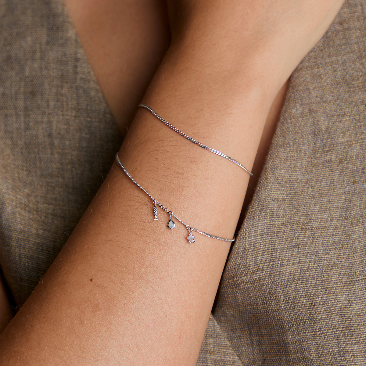 Bold Miyu Chain Bracelet in Solid White Gold