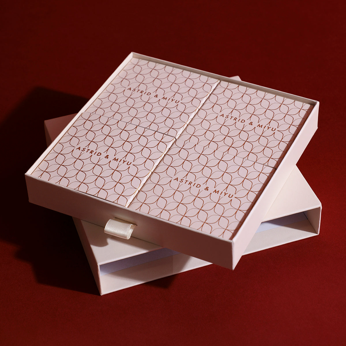 Bold Bracelet Charming Gift Set in Gold