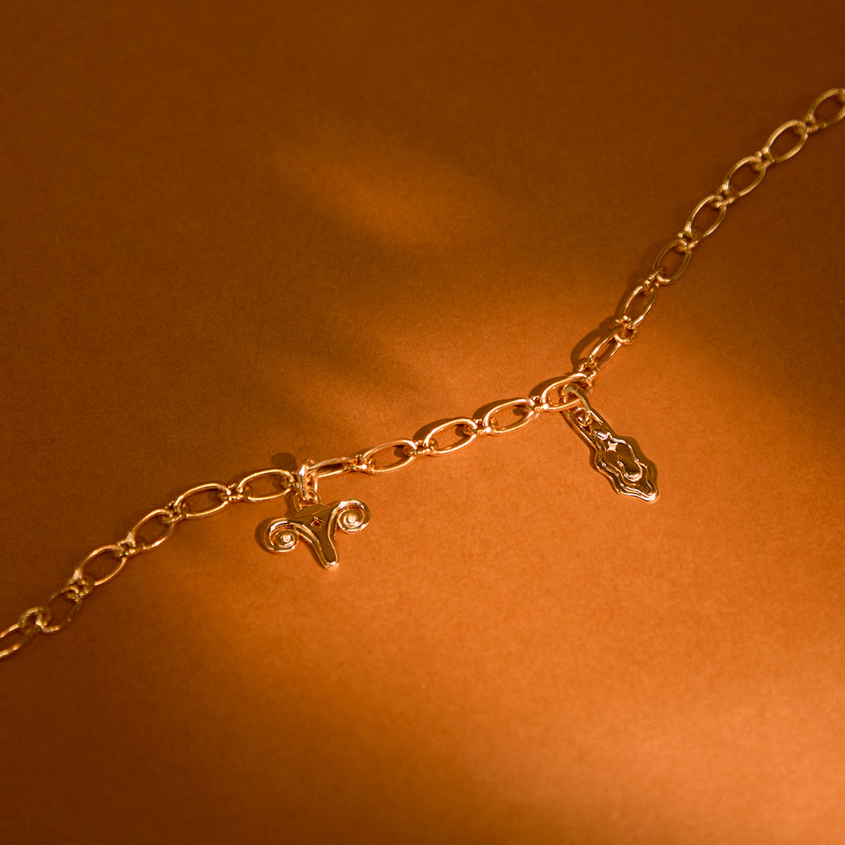 A&M x Hertility Vulva Charm in Gold-Astrid & Miyu