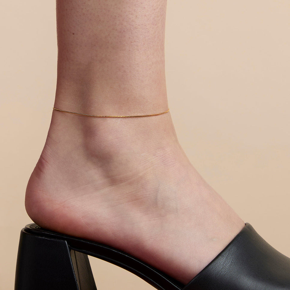 Essential Box Chain Anklet in Gold