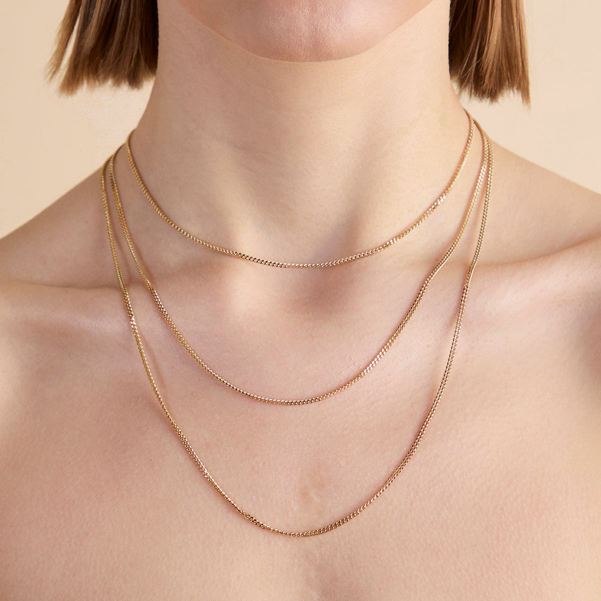 Essential Curb Chain Necklace in Gold