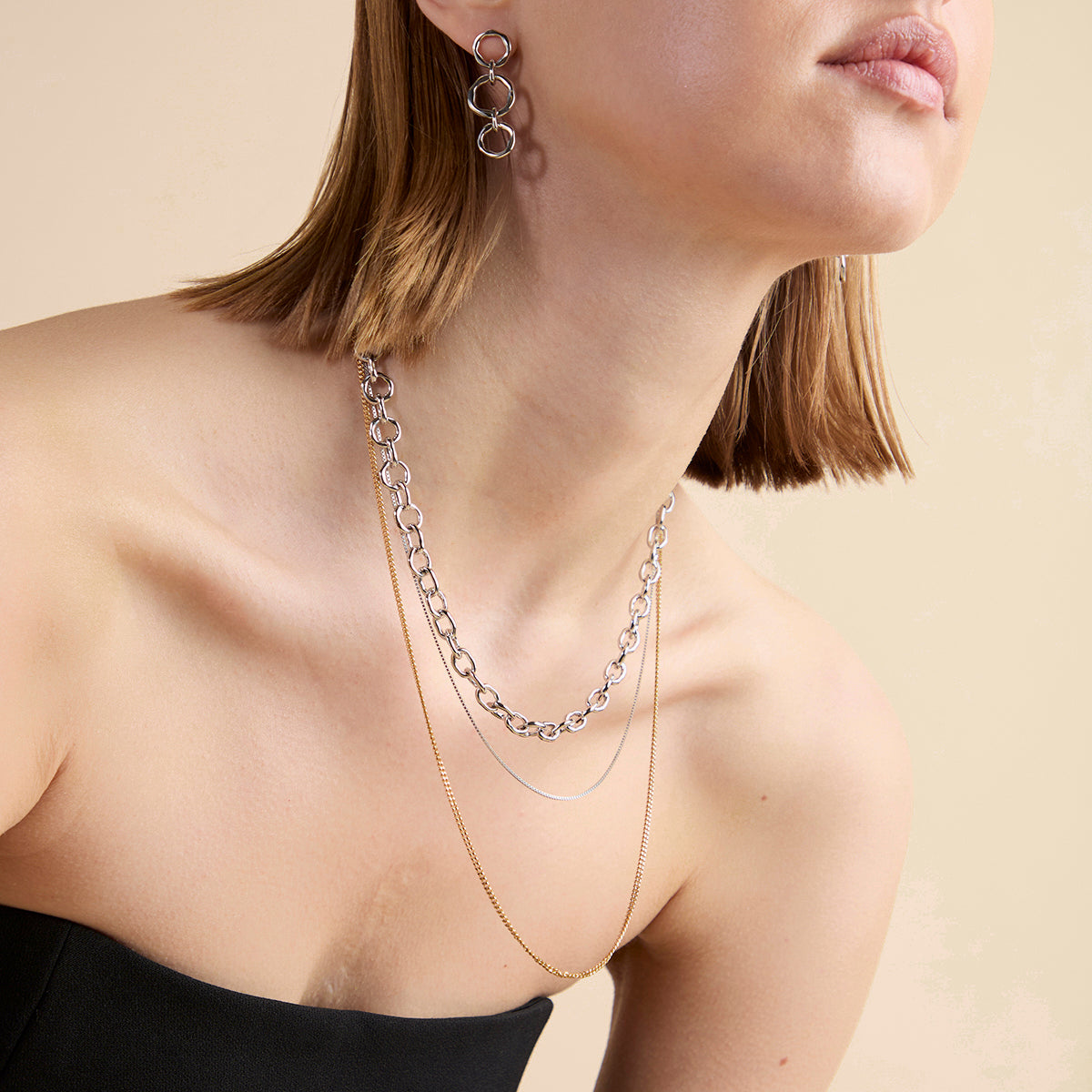 Essential Curb Chain Necklace in Gold