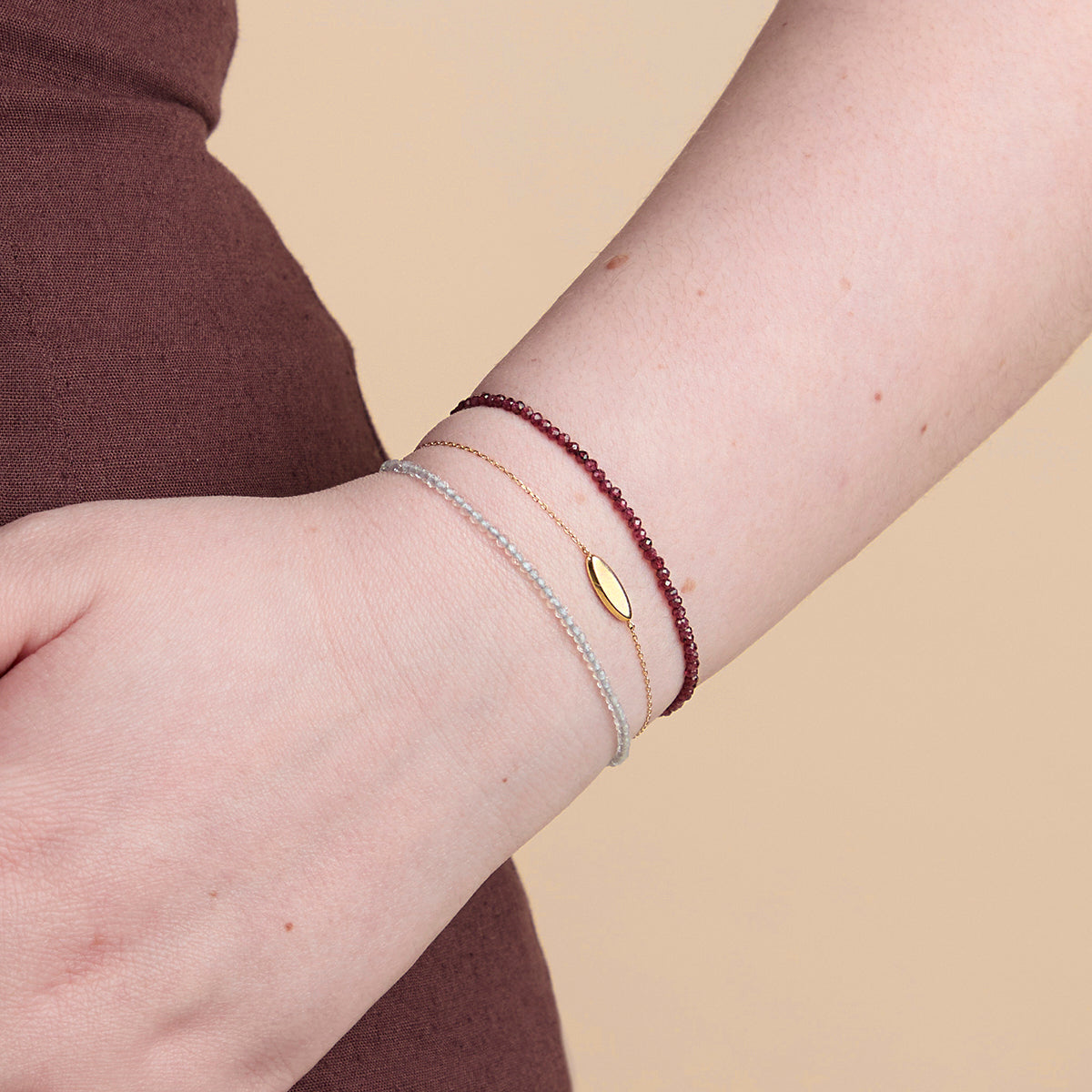 Garnet January Beaded Bracelet in Solid Gold