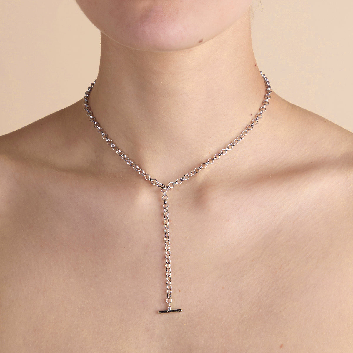 T-Bar Chain Necklace in Silver