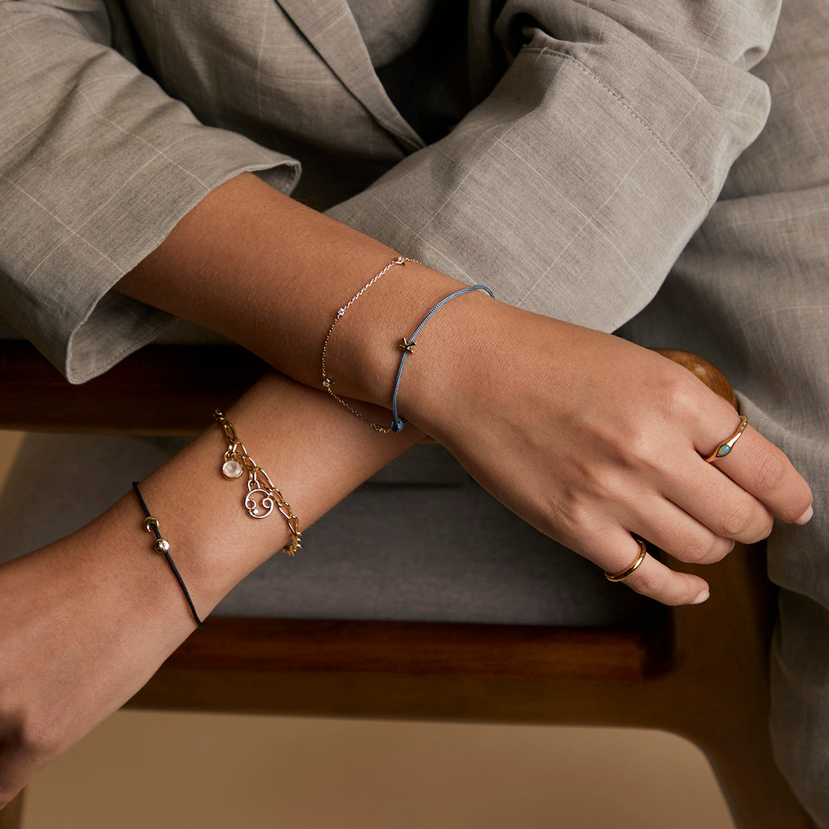 Story Strand Bracelet in Black