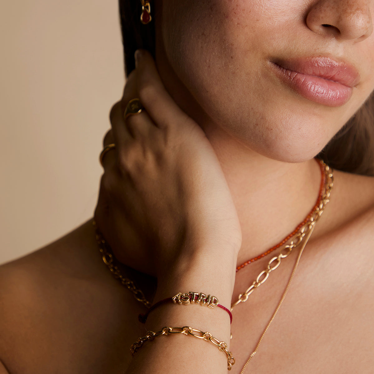 S Initial Click Charm in Solid Gold