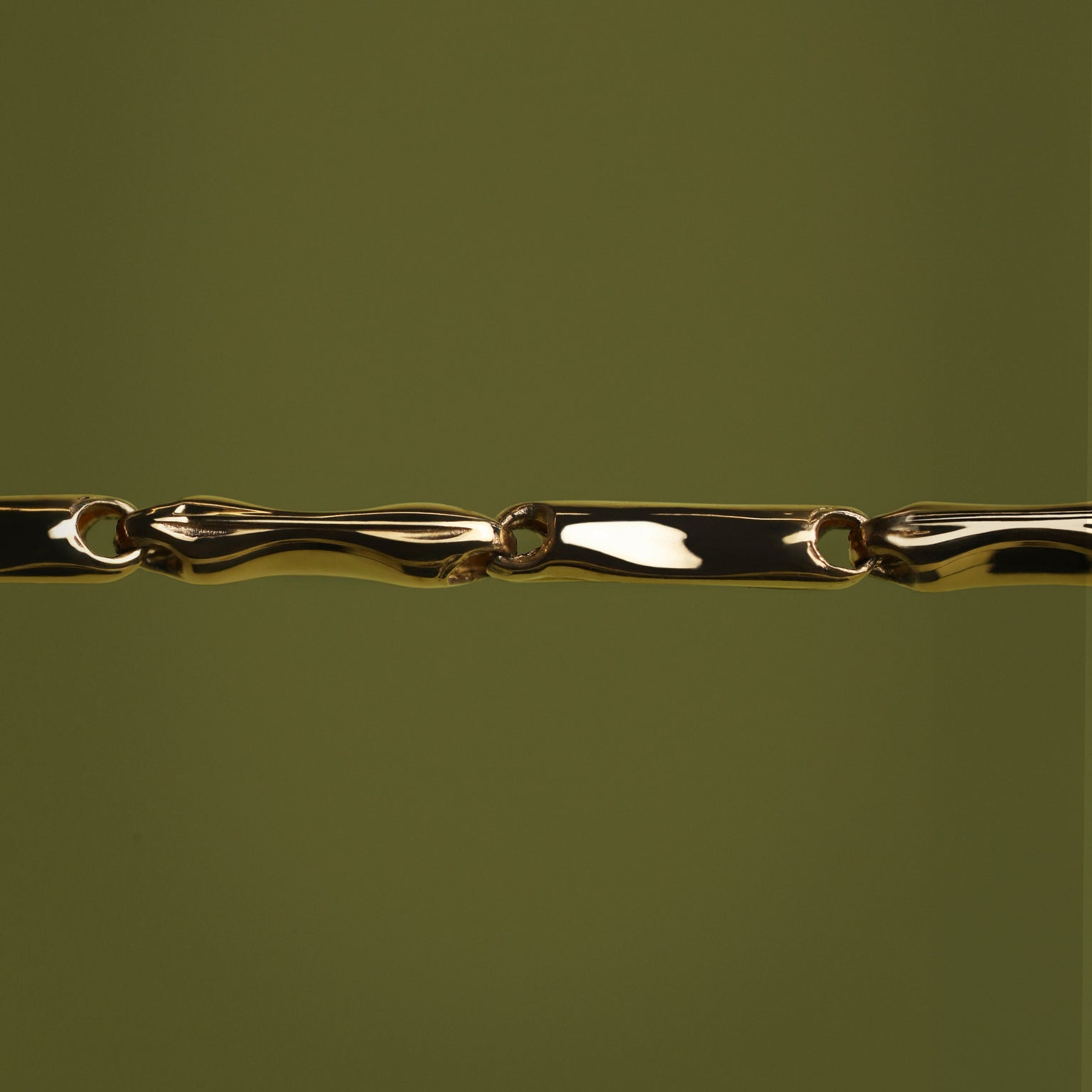 Molten Bar Chain Bracelet in Solid Gold