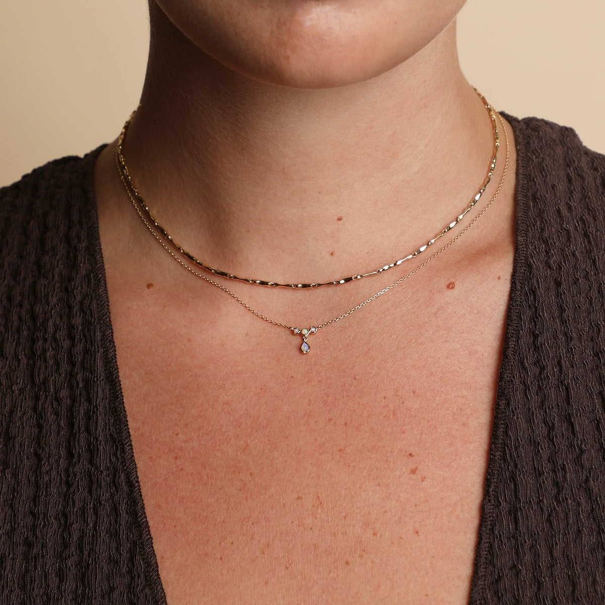 Molten Bar Chain Necklace in Solid Gold-Astrid & Miyu