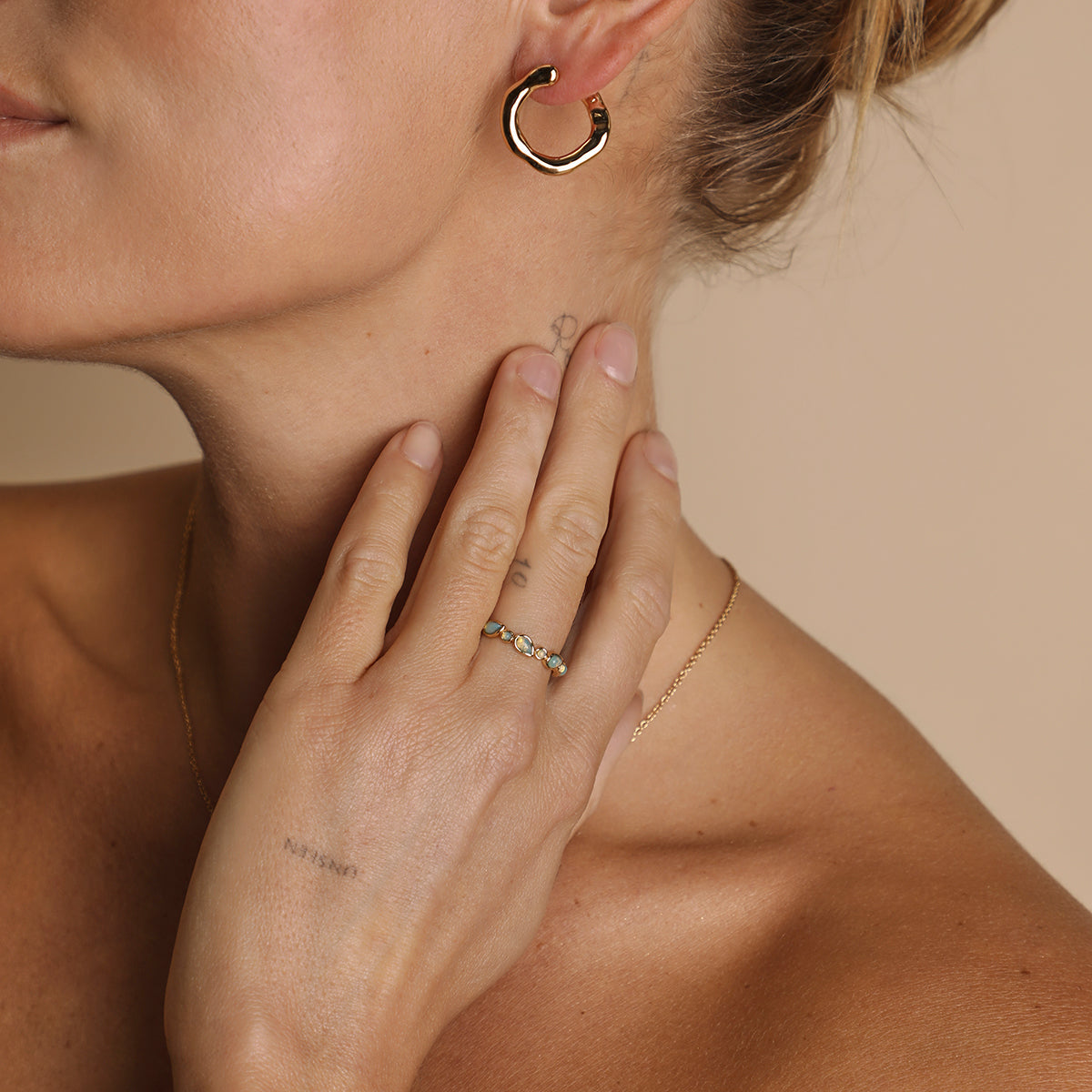 Opal Pear Band Ring in Gold