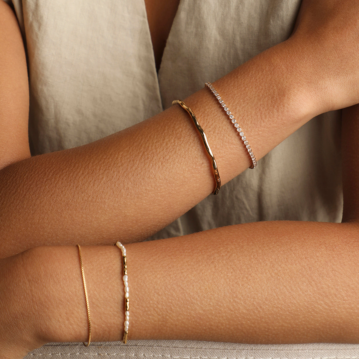 Molten Pearl Bracelet in Gold