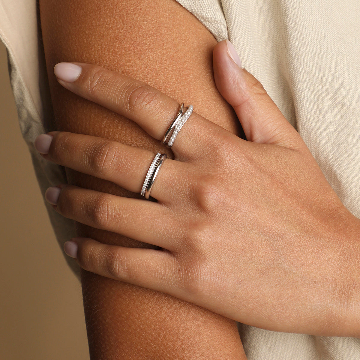 Molten Illusion Pearl Ring in Silver