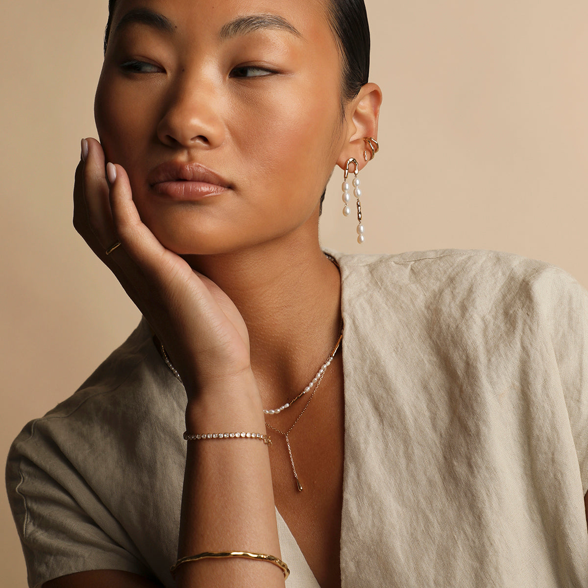 Molten Bar Studs in Gold