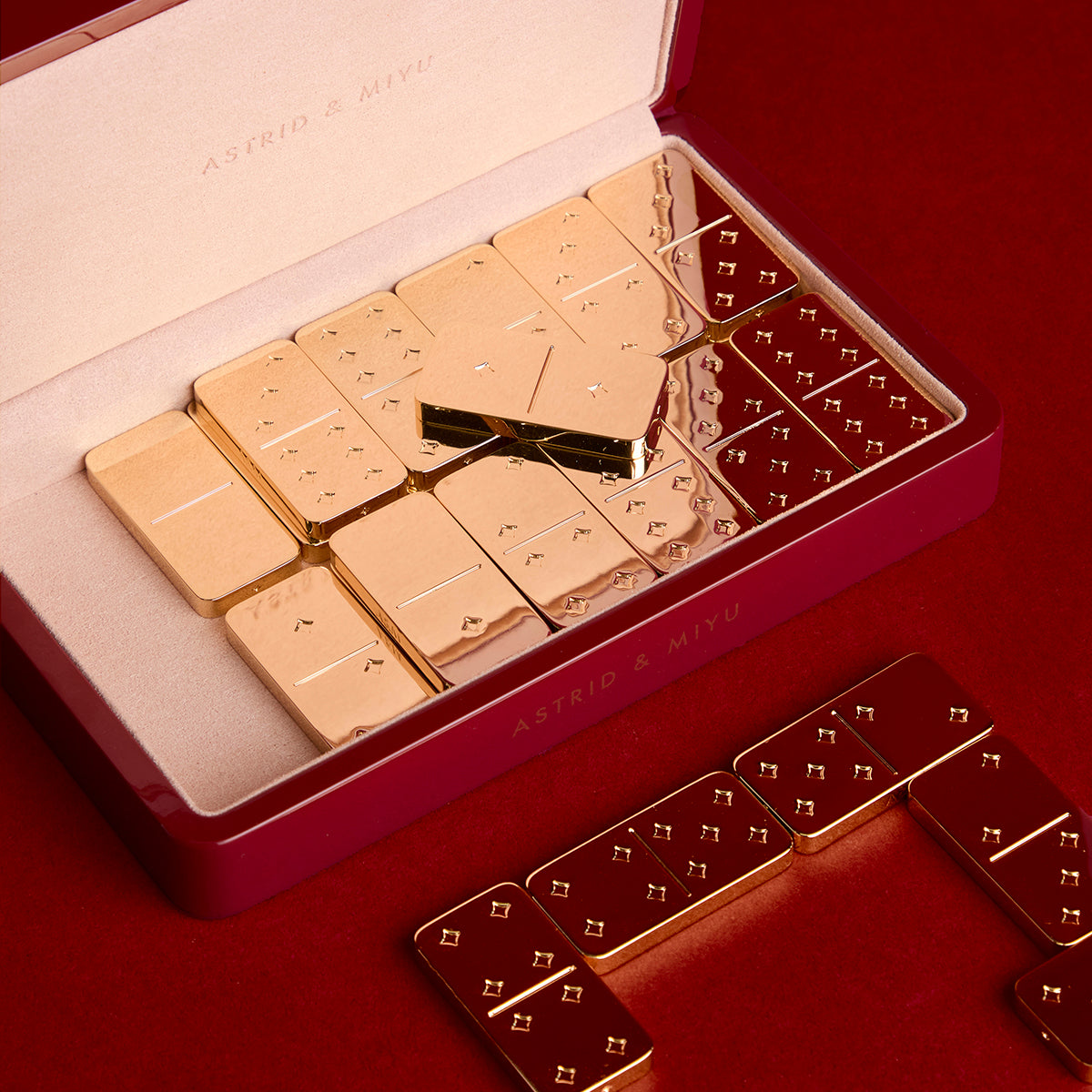 Domino Tiles by Astrid & Miyu