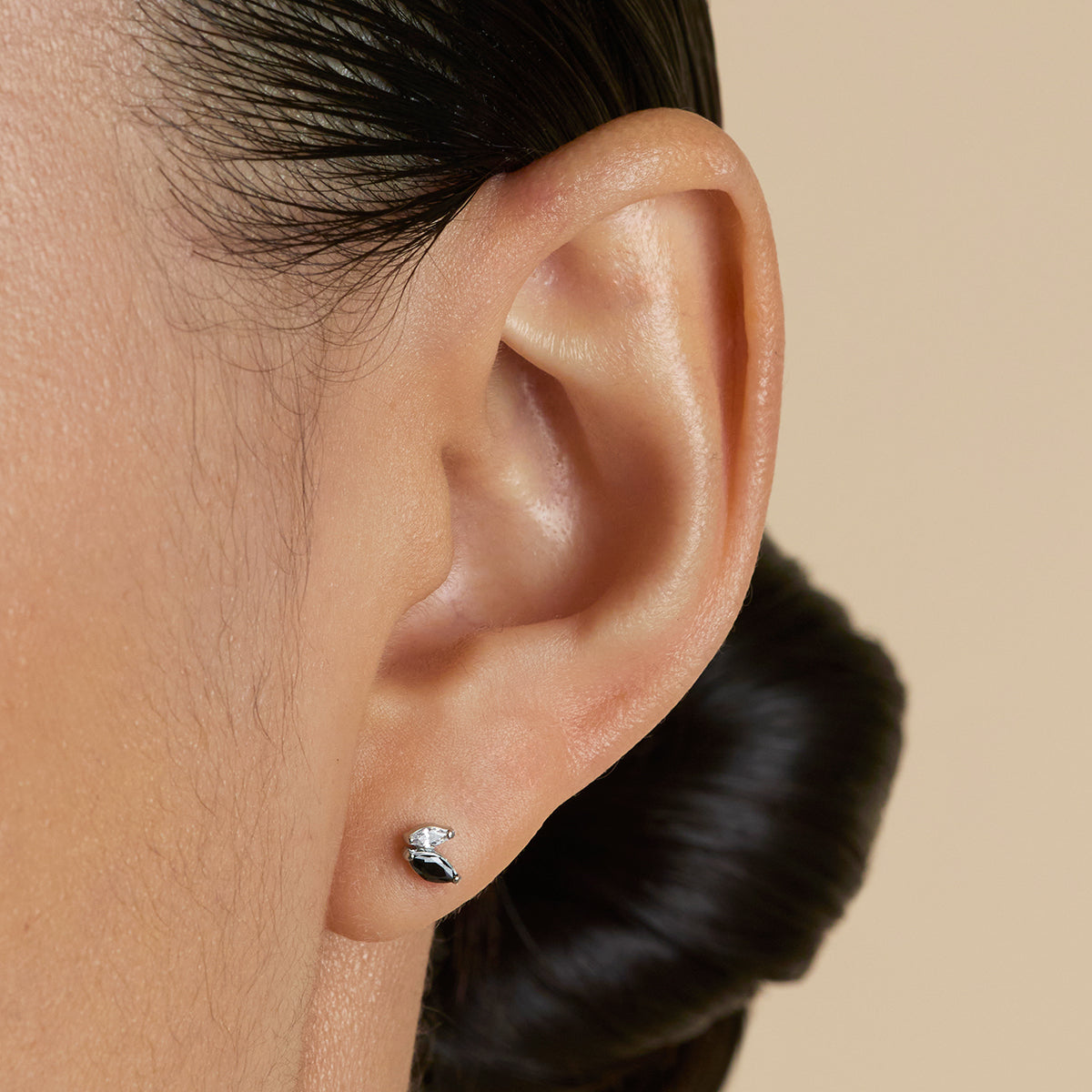 Black Crystal Double Marquise Titanium Piercing Stud in Platinum-Astrid & Miyu