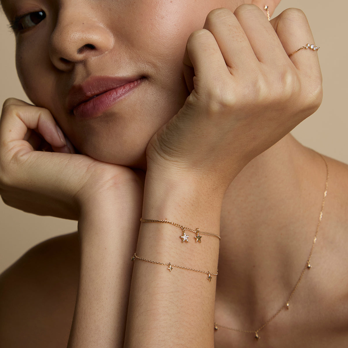 Pavé Star Charm 9k Gold