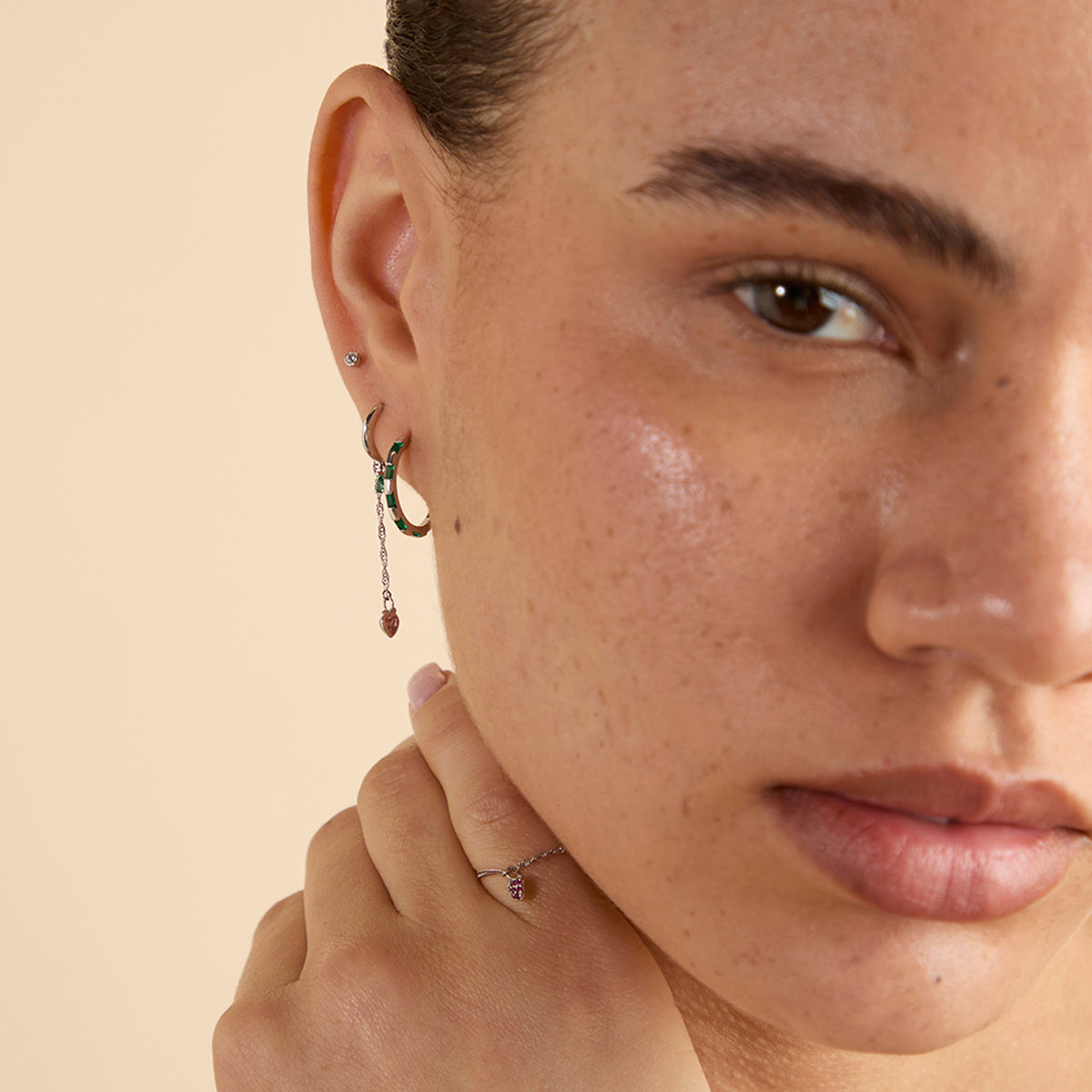 Strawberry Charm 9k White Gold