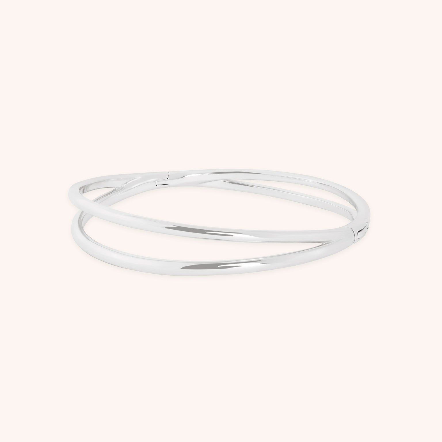 Crossover Illusion Bangle in Silver