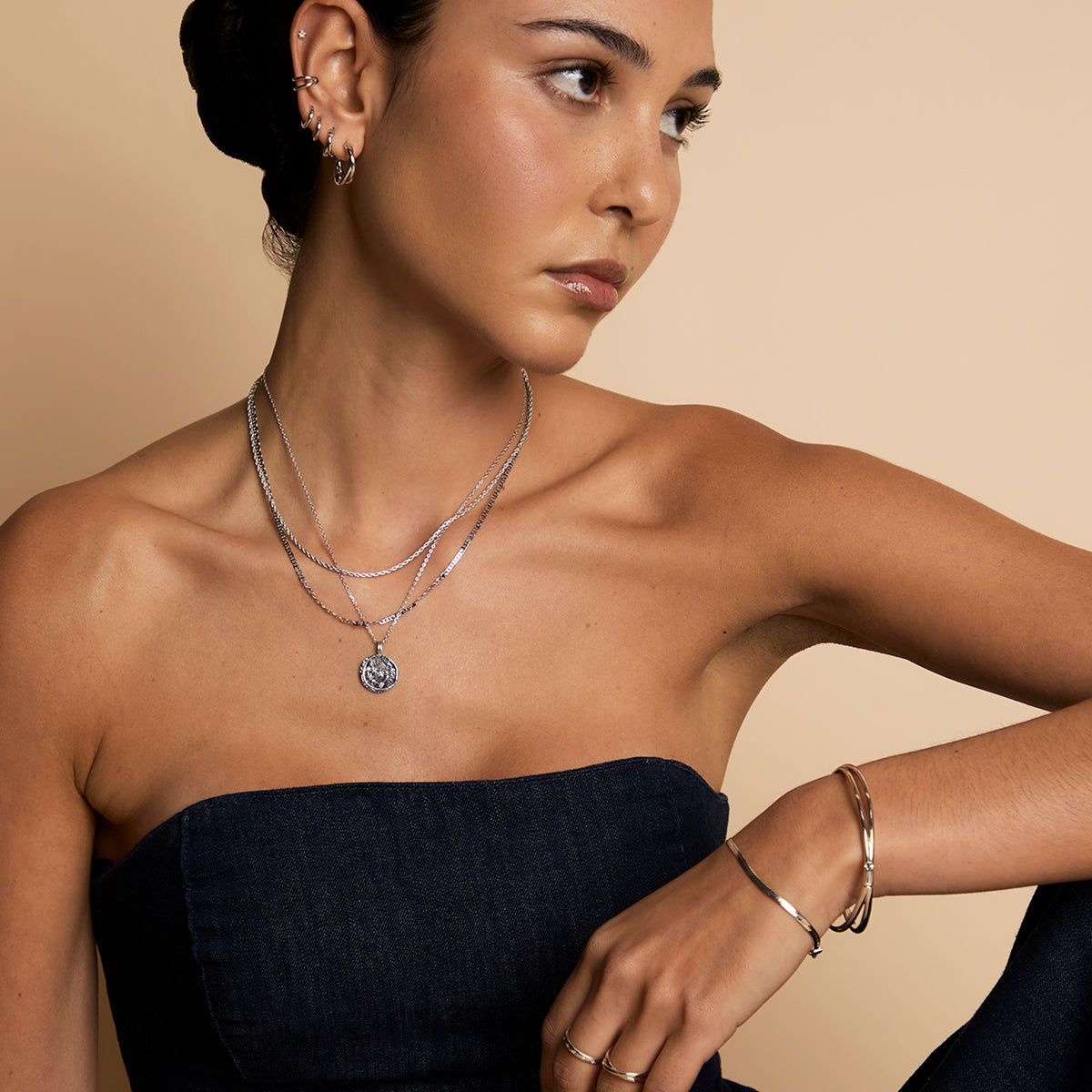 Crossover Illusion Bangle in Silver