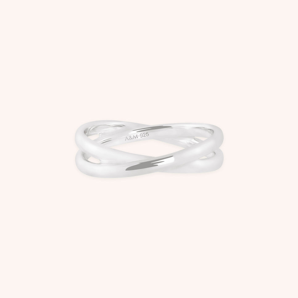 Crossover Illusion Band Ring in Silver