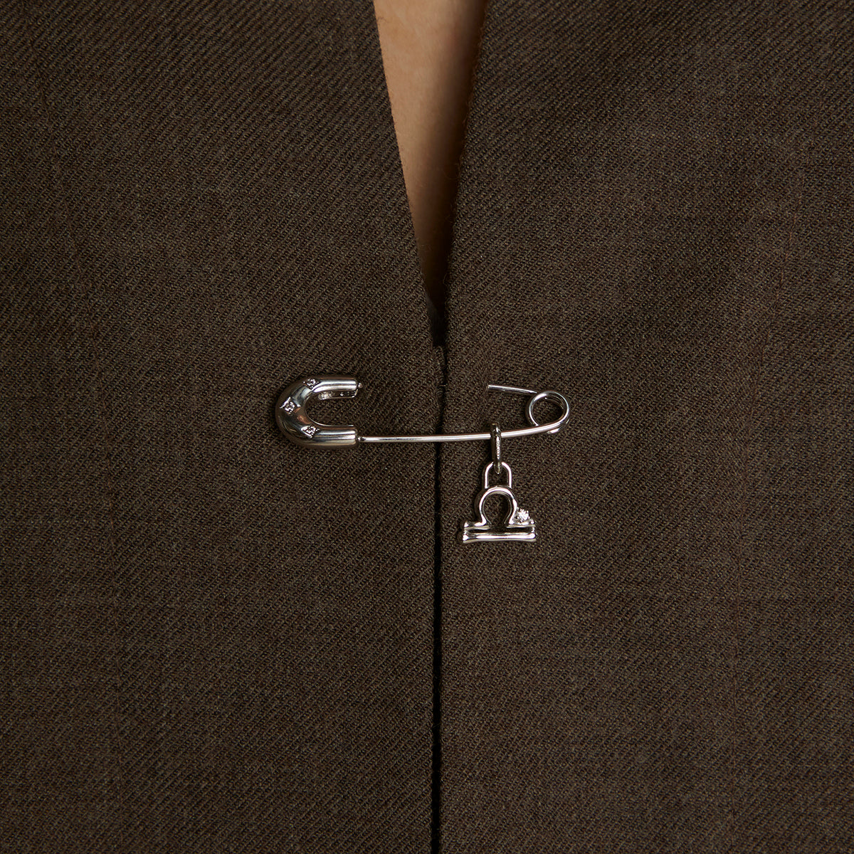 Charm Pin Brooch in Silver-Astrid & Miyu