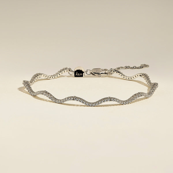 Scalloped Tennis Chain Bracelet in Silver-Astrid & Miyu