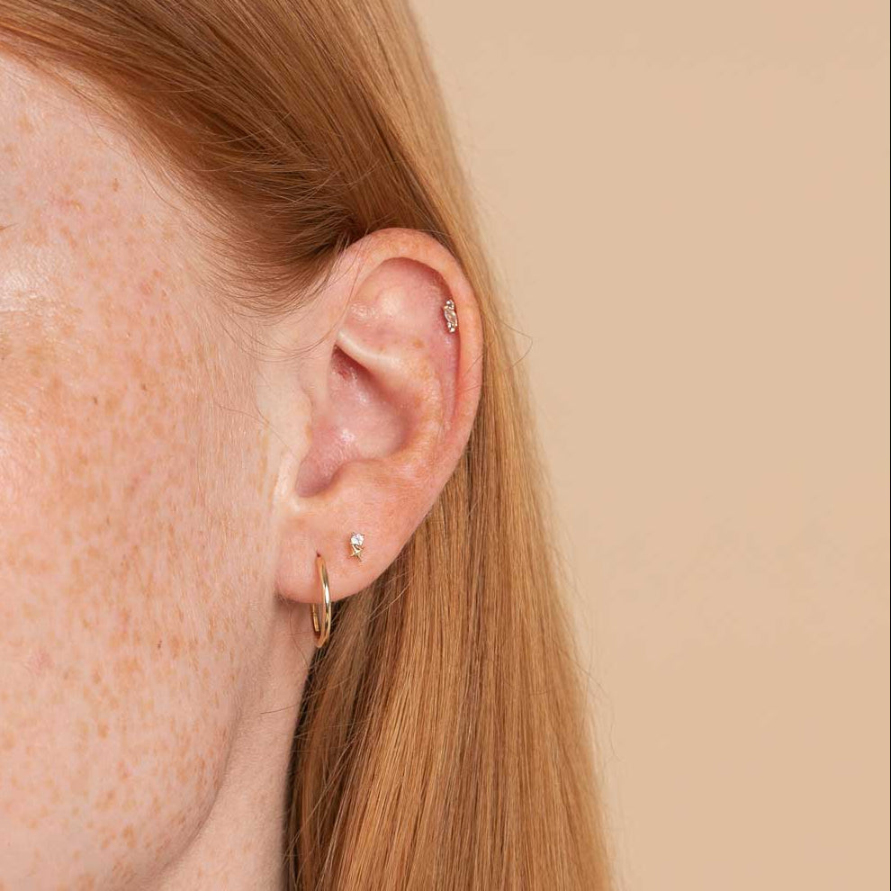 April White Topaz - April Topaz Birthstone Earrings in Solid Gold - Stud Earrings - Astrid & Miyu