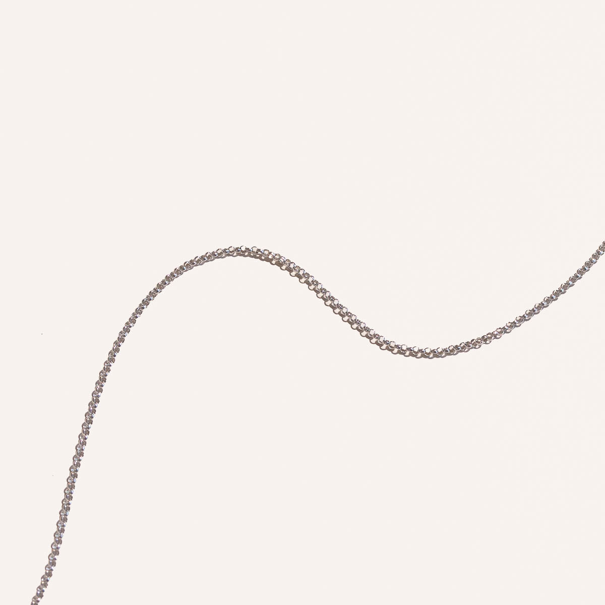 Gold Necklaces - Chelsea Story Chain Necklace in Solid White Gold - Story Chain - Astrid & Miyu