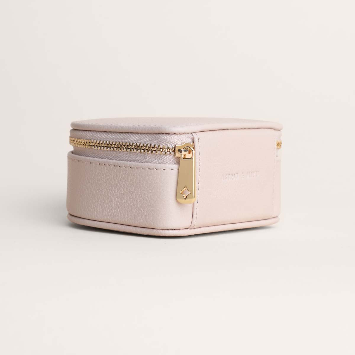 Leather Travel Jewellery Box in Fawn Sand