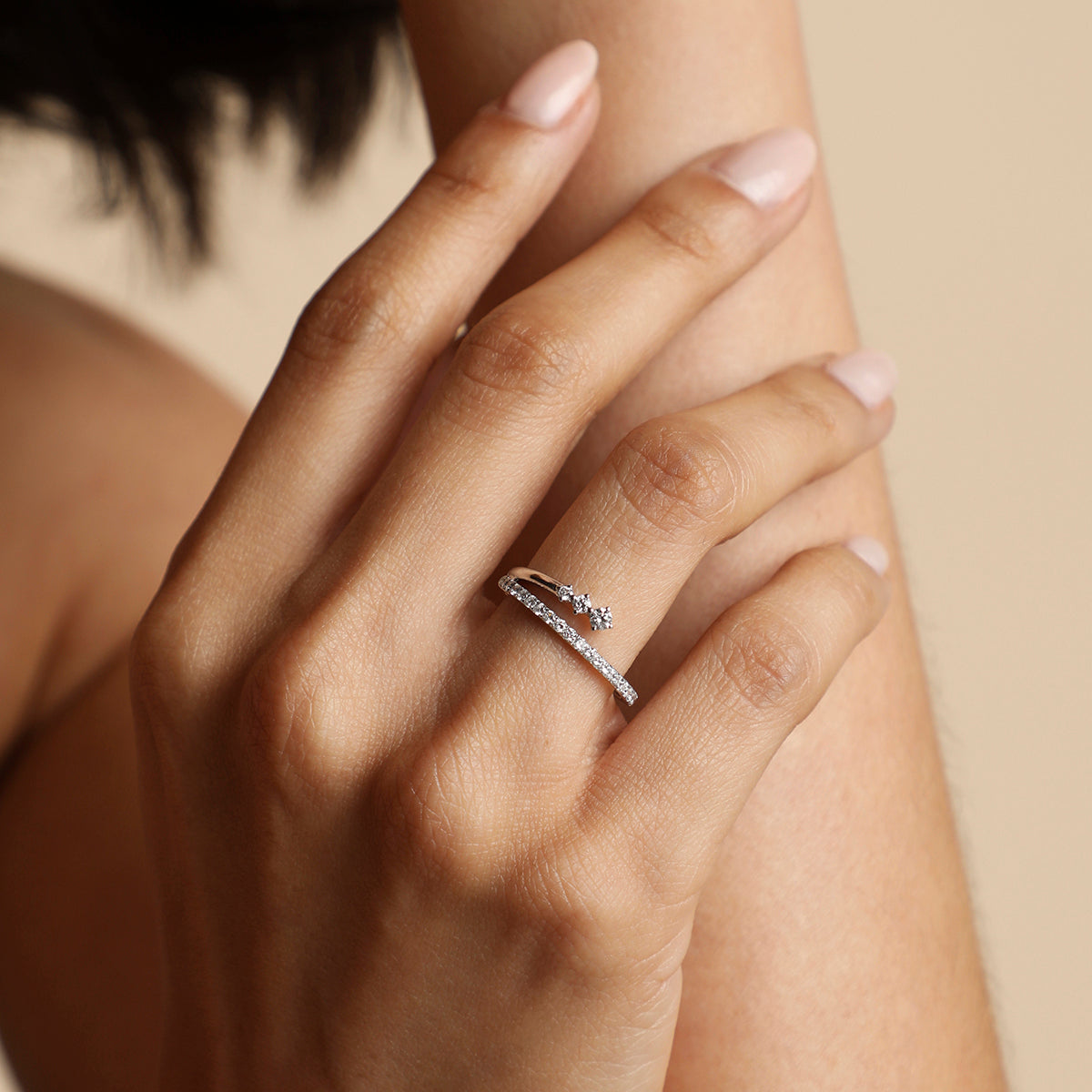 Illusion Diamond Milestone Ring in Solid White Gold