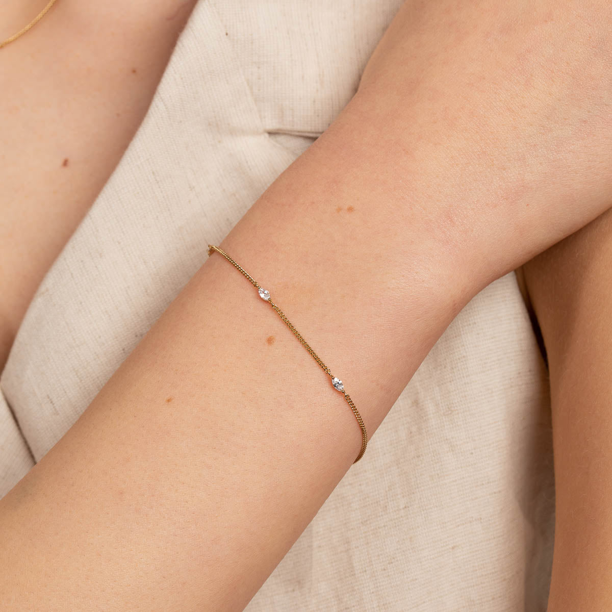 Navette Crystal Gift Set in Gold